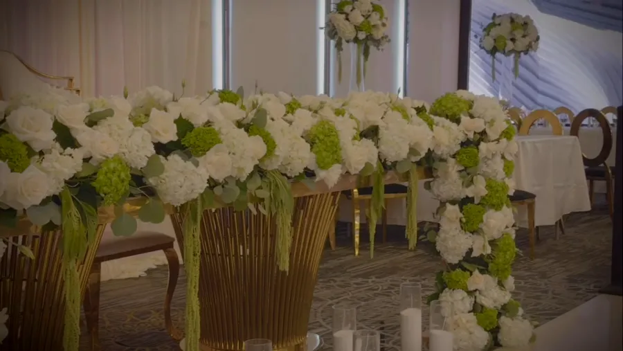 Floral garland along the head table